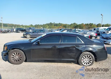 2014 Chrysler 300 z USA, uszkodzony, nr VIN 2C3CCAAG7EH232771